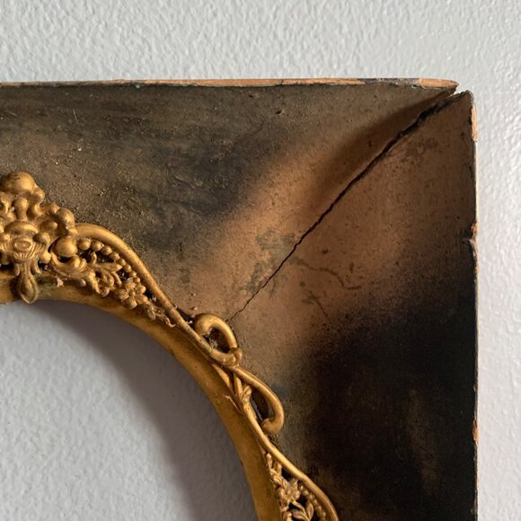Stunning Antique Ornate Gold Oval Frame With Black Matte Finish Attic Find - Picture 4 of 12